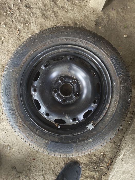 Cauciuc Michelin cu jante incluse