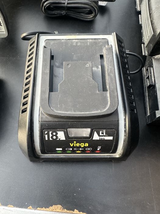 Акомулаторна машина за пресоване Viega Pressgun 6 Plus