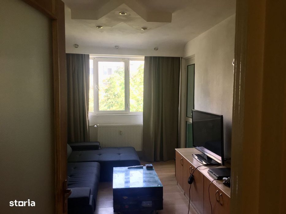 Vând apartament decomandat 2 camere Micro13