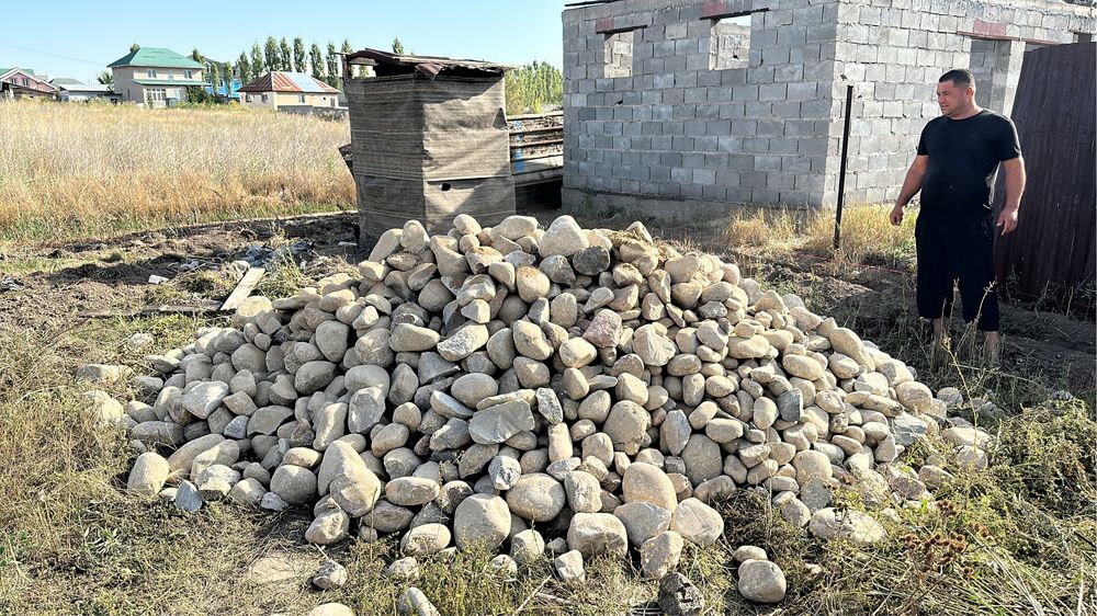 Зил Доставкв сыпучих грузов Отсев,сникерс,камен для бетон,сникерс