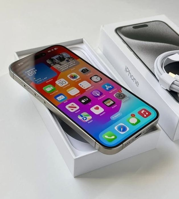 iPhone 15 PRO MAX / 97% Bateria / Liber Retea / Accept Schimb