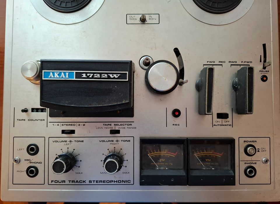 AKAI 1722W Магнетофон