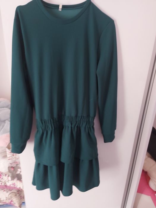 Vând rochii de ocazie