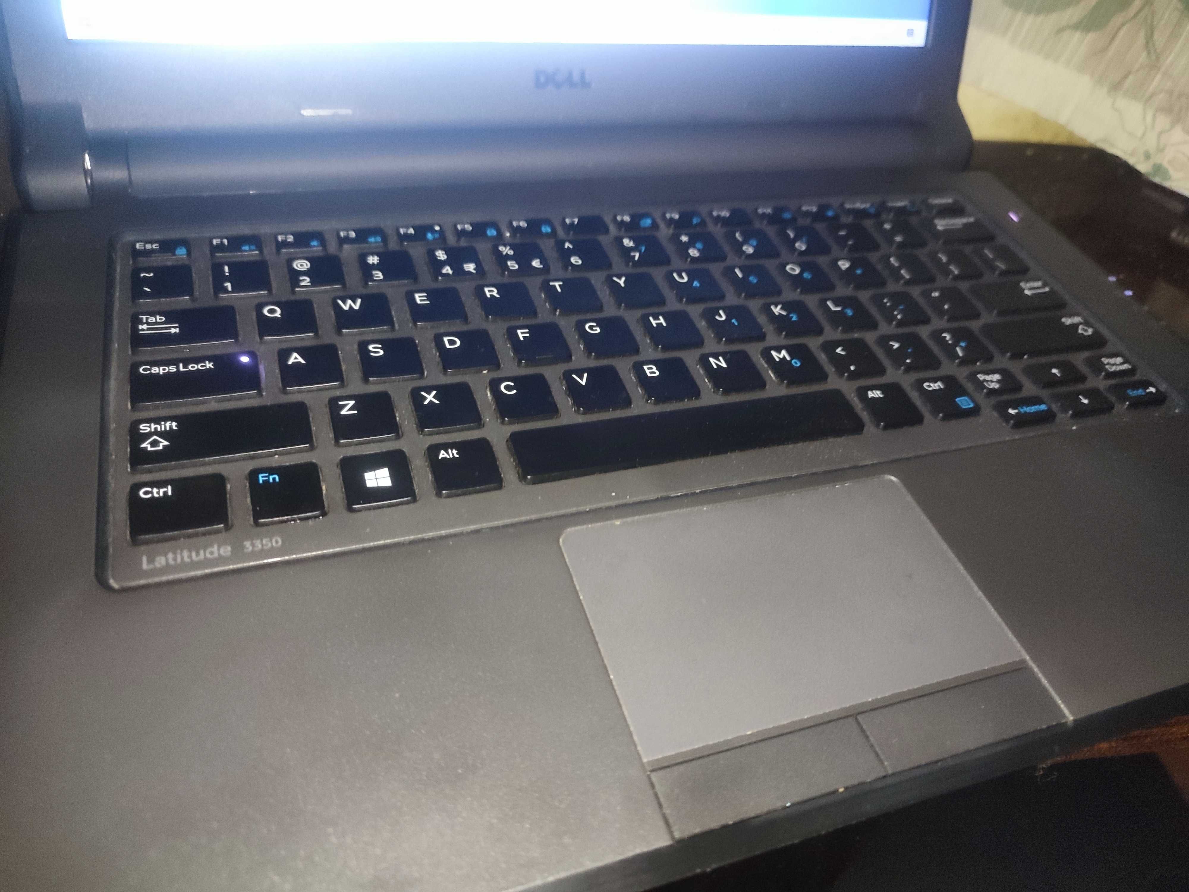 Dell Latitude 3350 Intel core i5 - 5200U (2.20GHz) 4gb RAM 300GB HDD