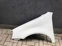 Aripa Fata Stanga VW Jetta 3/III 2005-2011 Vopsita Alb