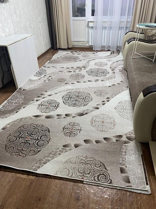 Срочно продам ковер.