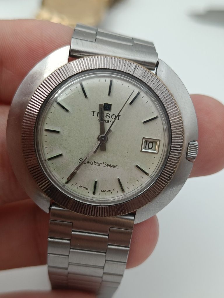 Tissot Seastar Seven "UFO" 40mm
