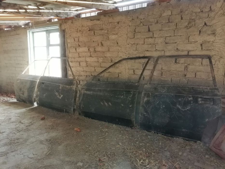 24 41 москвич эшиклари сотилади