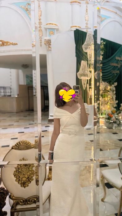 Вечернее женское платье