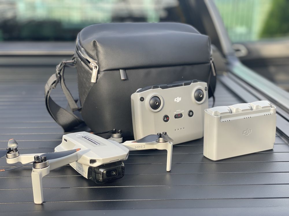 Drona Dji Mini 2 4K Fly more combo