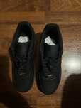 adidasi firma nike yeezy