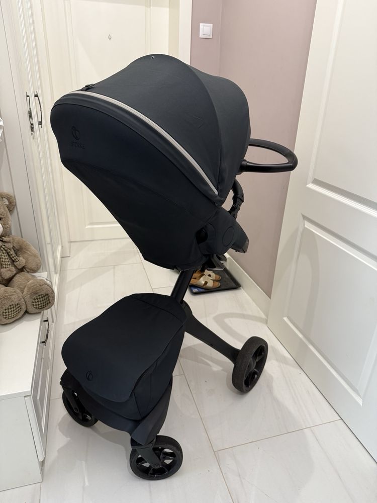 Stokke V6 бебешка количка
