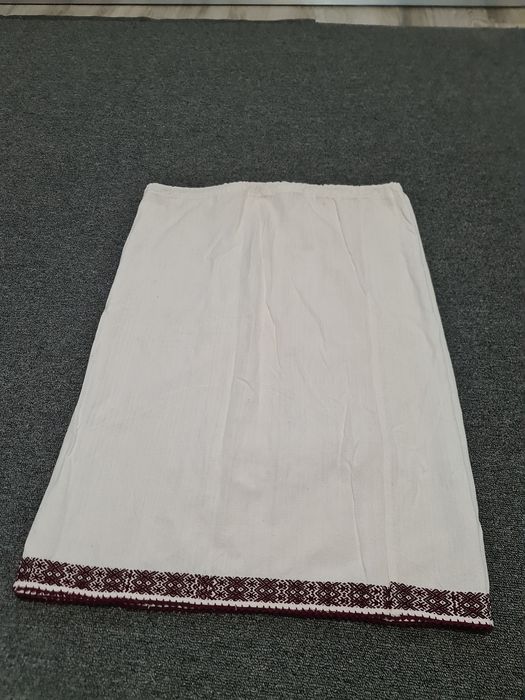 Poale/fusta traditionale autentice