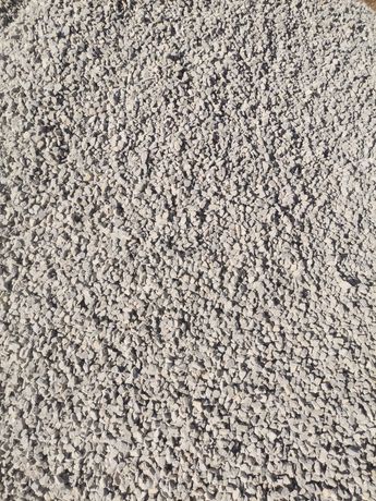 Доставка на скална маса, дренажен камък,пясък до 10т ,Перник