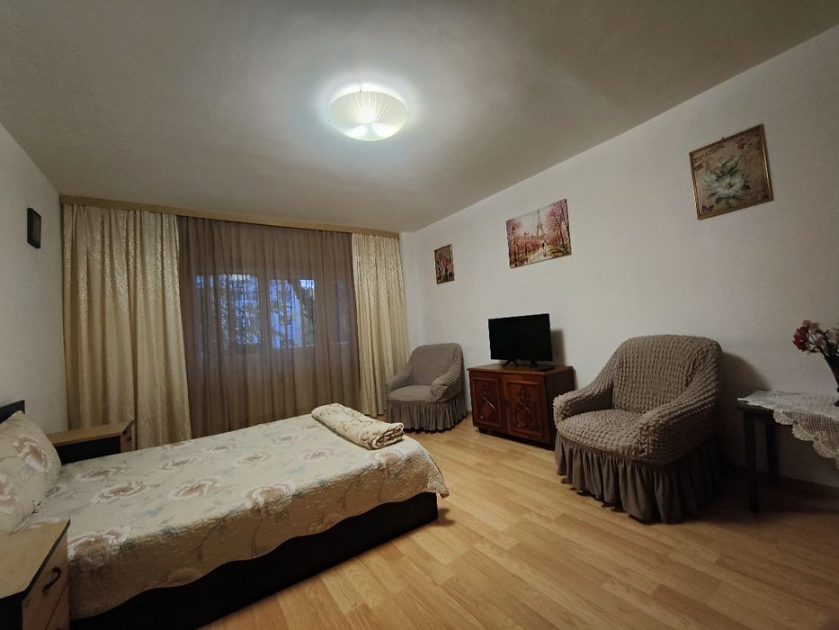 Închiriez garsonieră confort 1 sport