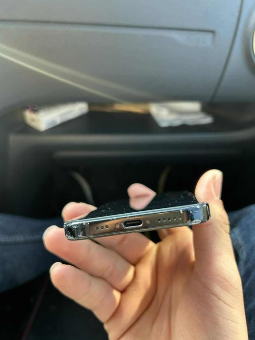 Телефон iphone 15 128gb