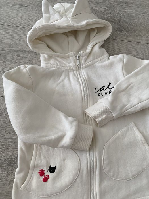 Hanorac pisicuta reserved 6 ani