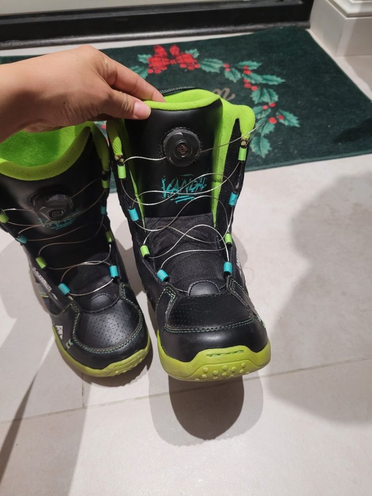 Продам сноубордические ботинки  K2 Vandal