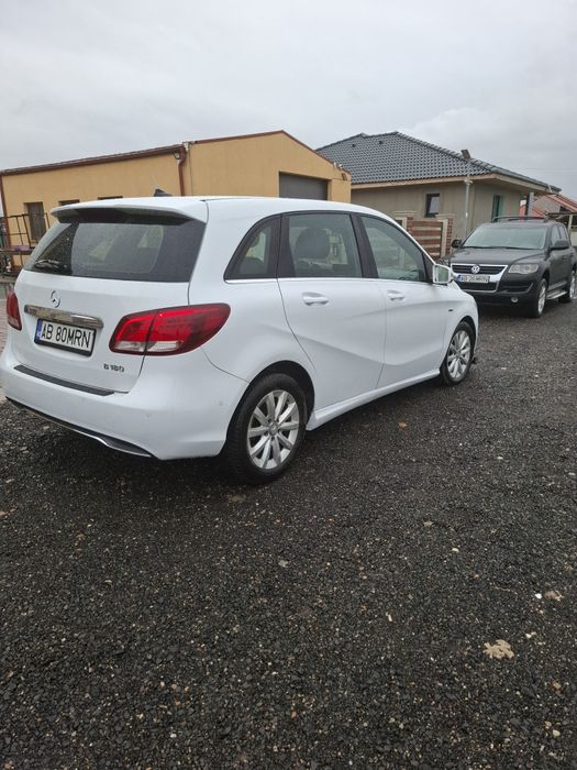 Vind sau schimb Mercedes b class