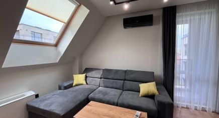 Дава се под наем Двустаен апартамент в София, Кръстова вада - 63 кв.м за 725 € - Снимка #1