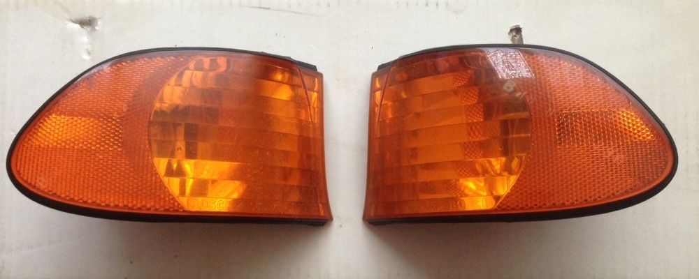 БМВ Е38 мигач ляв фейслифт десен 730д мигачи 740и 725 тдс Алпина бял М