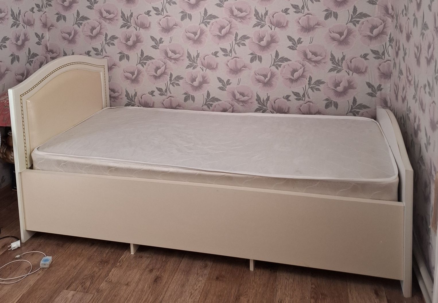 Срочно продается кровать 69000