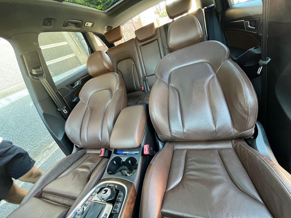 Vand Audi Q5 2.0 Tdi 190 cp