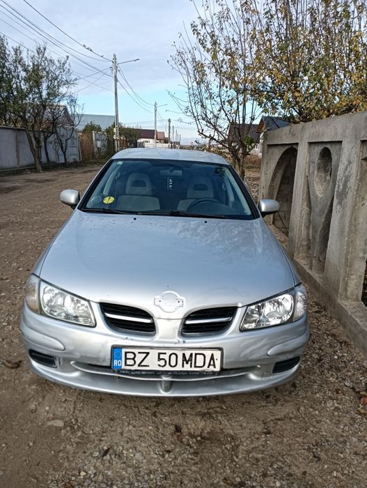 Nissan almera n16 hashback