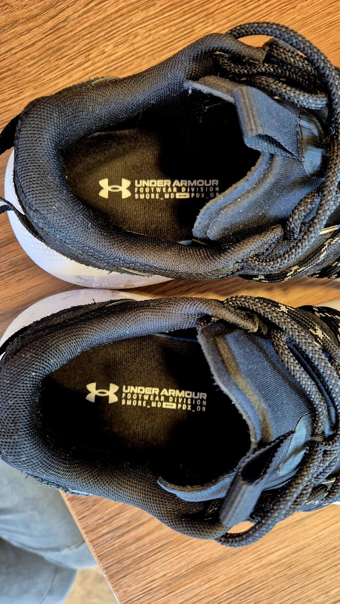 Under Armour Маратонки за бягане Fat Tire Venture Pro
Обувки за бягане