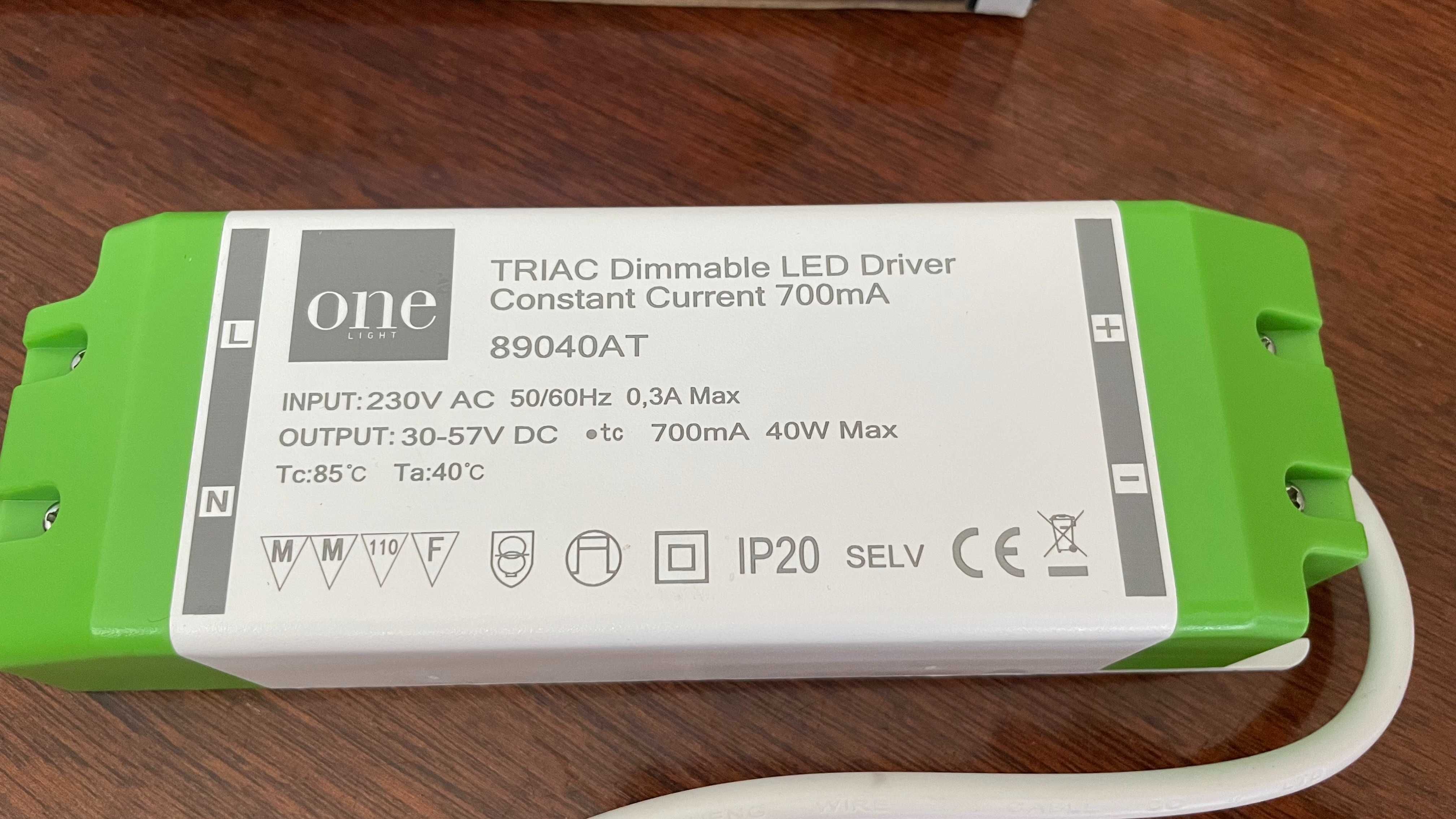 One Light 89040AT - Димируем LED драйвер, 700mA, 21-40W