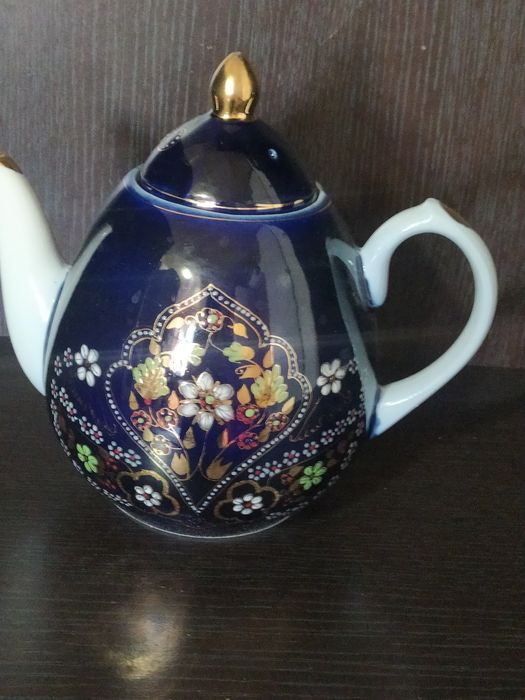 Заварной чайник обьем1'8 л