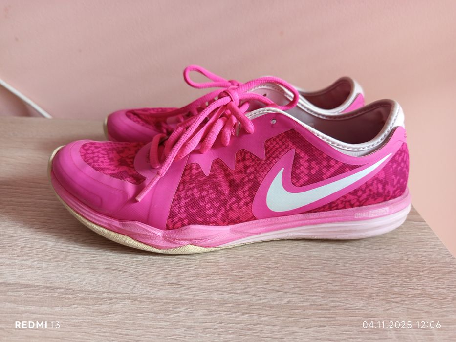 Дамски маратонки Nike