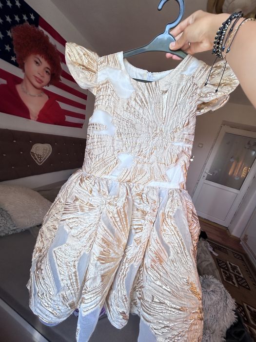 Rochie cu trena fetite 11 ani