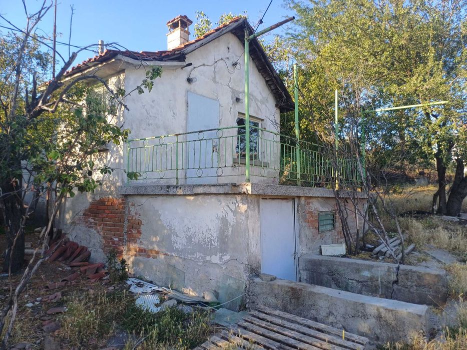 Продава Къща гр.Хасково кв.Изток