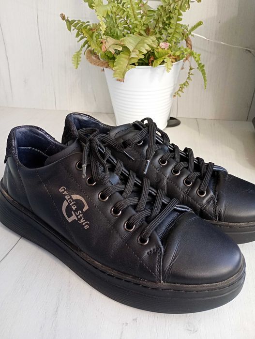 Български обувки от естествена кожа № 39