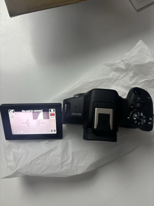 Aparat foto Mirrorless Canon EOS R50 , 24.2Mp, 4k +Obiectiv 18-45 mm,