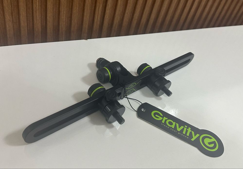 GRAVITY MS STB 01 PRO Стойка за два микрофона.