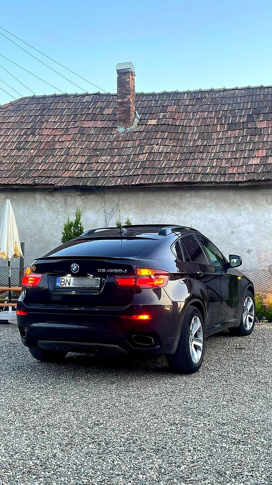 Vând Bmw X6 Xdrive 3.0 D Blak Navi Trapa