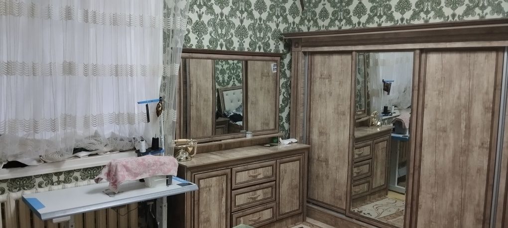 8.5 сотохли 8 хонали Уй сотилади