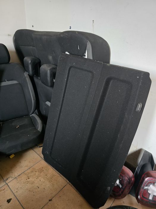 Aripa spate Duster 4x4