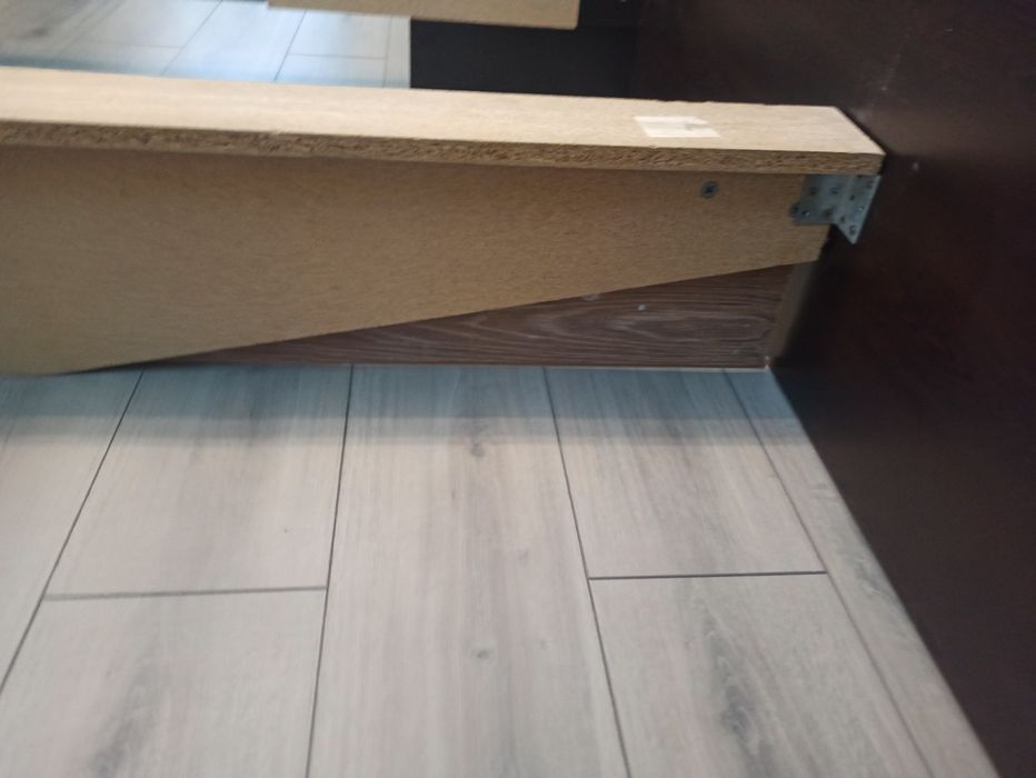 Спалня с подматрачни рамки+матрак