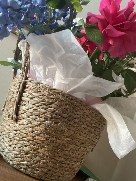 Продам цветы сегодня подарили