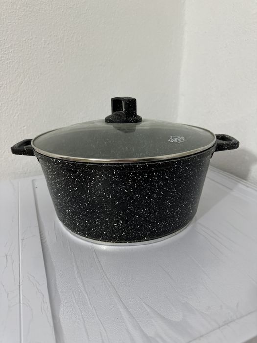 Продам казан uakeen 33см по крышке