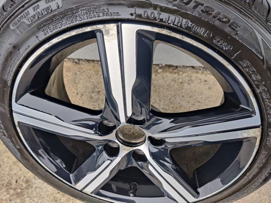 Janta IXION 3 17" 5x108 Volvo V40 S60 V60 S80 V70 C30 C70 S40 V50 - 31423871