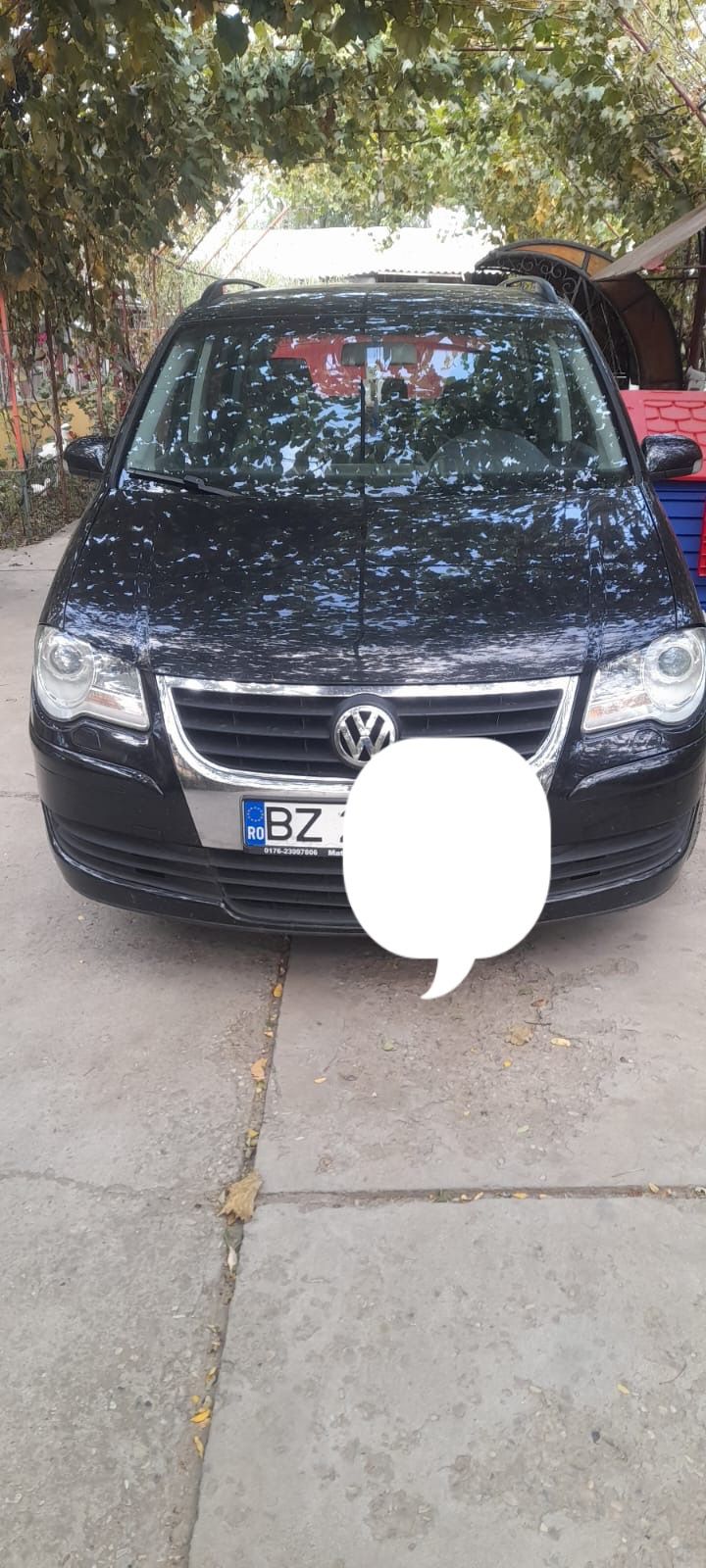 Vând VOLKSWAGEN  turan