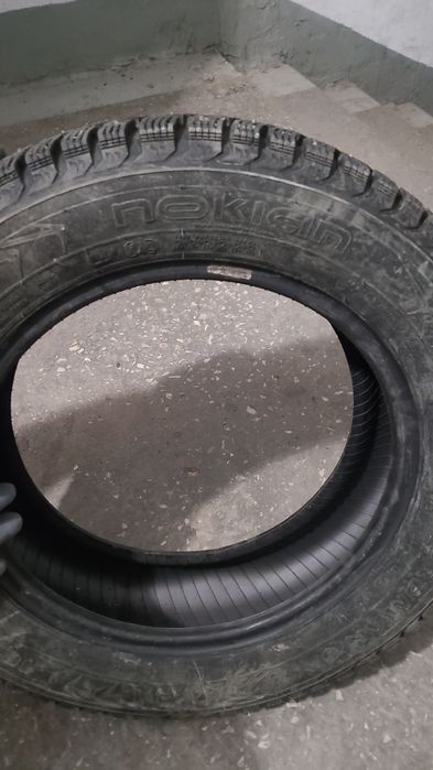 Продам Nokian зимнюю резину 185/65 R 15