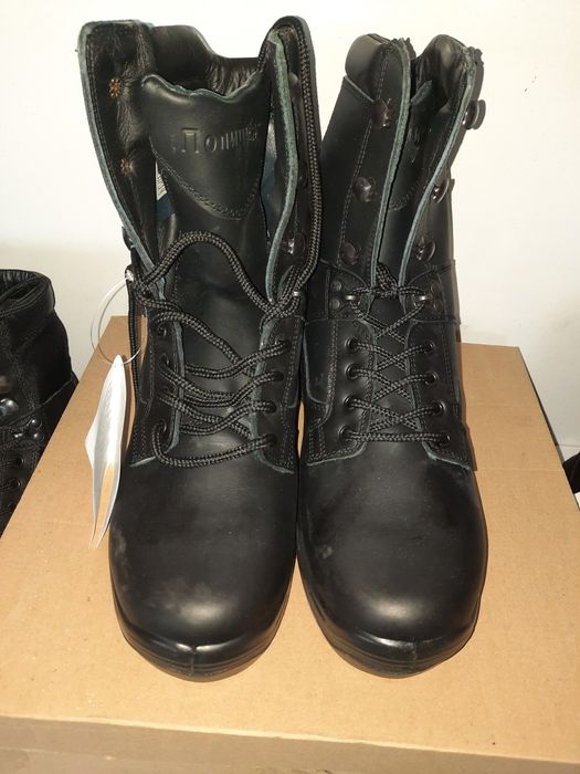 Чисто нови зимни и летни мъжки полеви обувки тип Кубинки 40 и 41