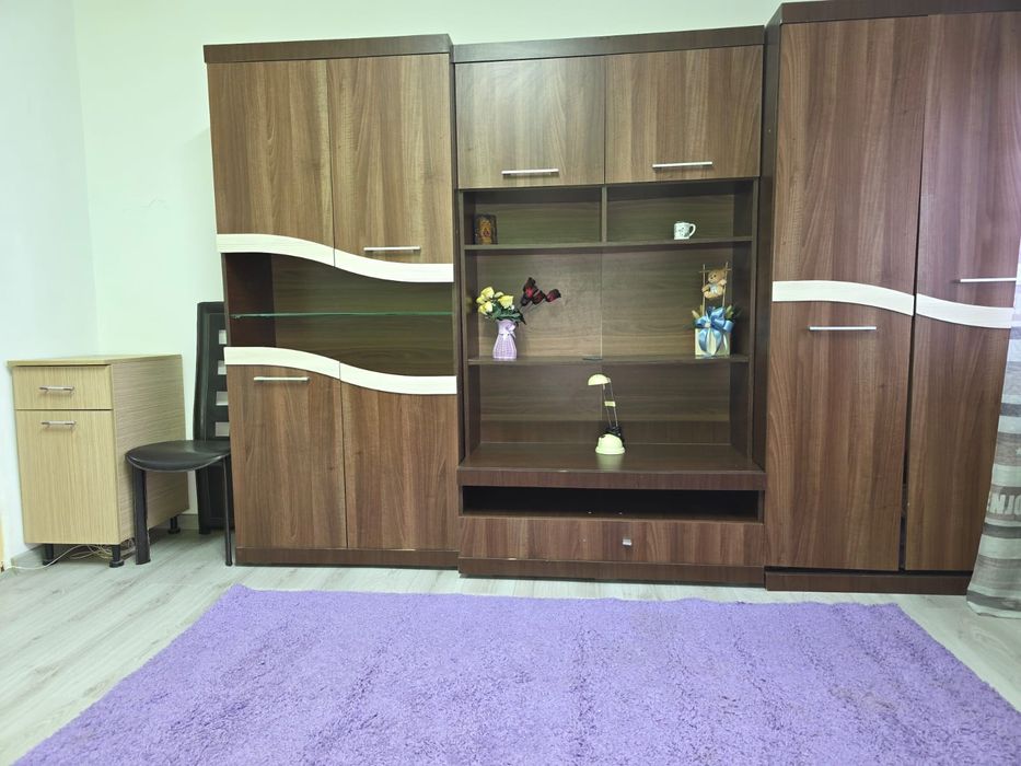 Vând garsonieră zona Vlaicu