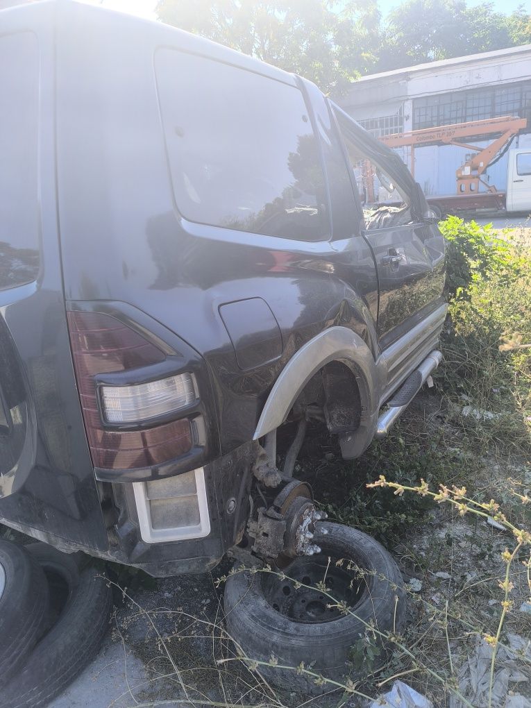 Mitsubishi Pajero 3.5GDI