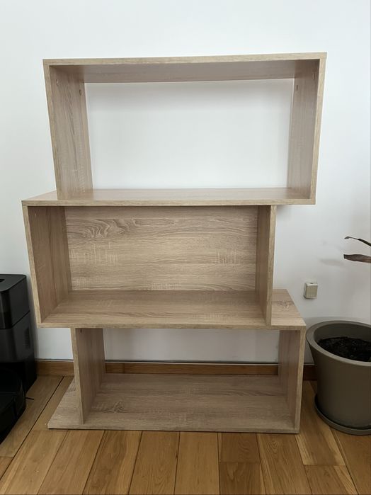 Етажерка / отворен шкаф / малка секция
